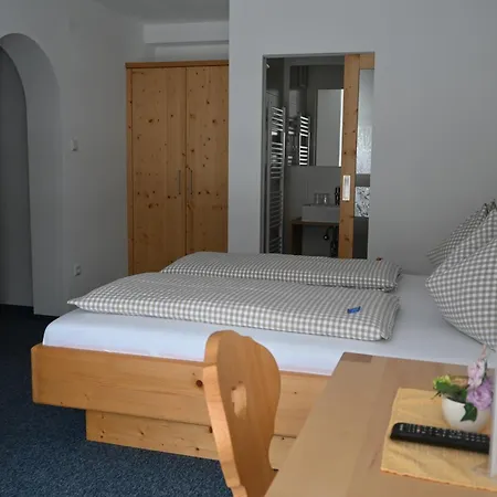 Bed & Breakfast Gaestehaus Puerstl-kocher 3*