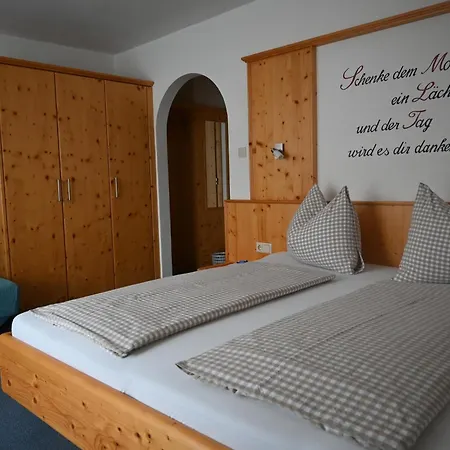 Bed & Breakfast Gaestehaus Puerstl-kocher 3*