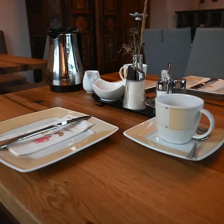 Gaestehaus Puerstl-kocher Bed & Breakfast