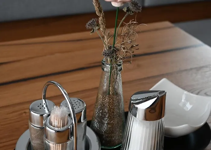 فندق مبيت وإفطار Gaestehaus Puerstl-kocher سخلادميخ