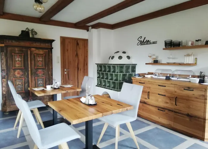 فندق مبيت وإفطار Gaestehaus Puerstl-kocher 3*